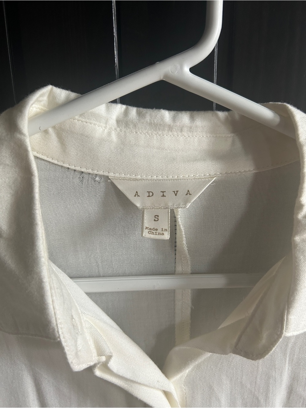 Adiva Cream Ruffle Sleeve Button-Down Shirt - Picture 2 of 4